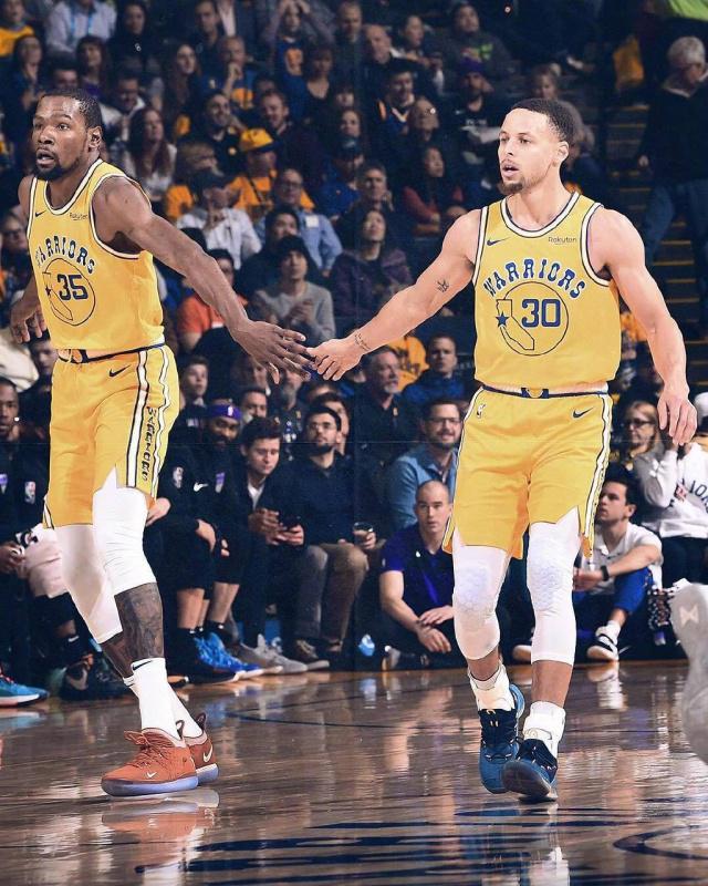 而这一举动 而这一举动