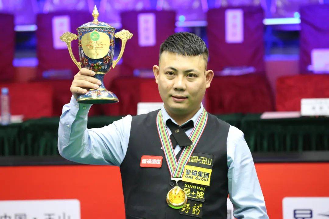 斯坦籍中场 斯坦籍中场